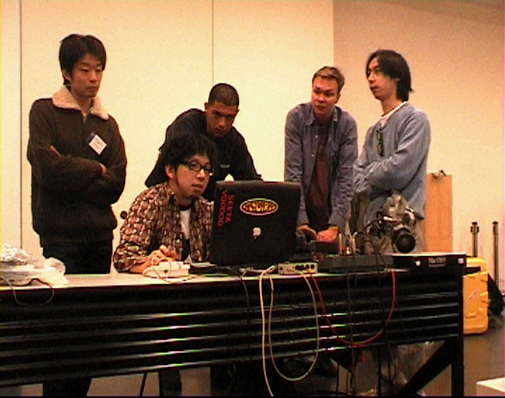 Résidence @ NTT ICC 2001